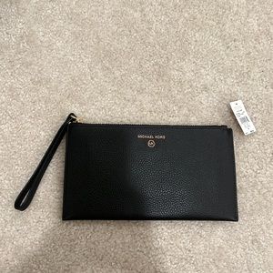 MICHAEL Michael Kors Wristlet Clutch Bag